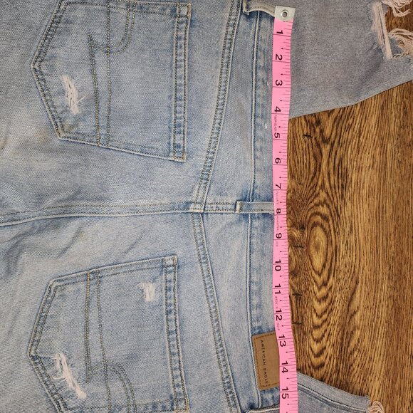 American Eagle Light Wash Distressed High-Waisted Jeans - Picture 10 of 11